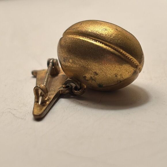 Vintage Rah Rah Rah Gold Tone Blue White Football Banner Pin - Picture 4 of 7